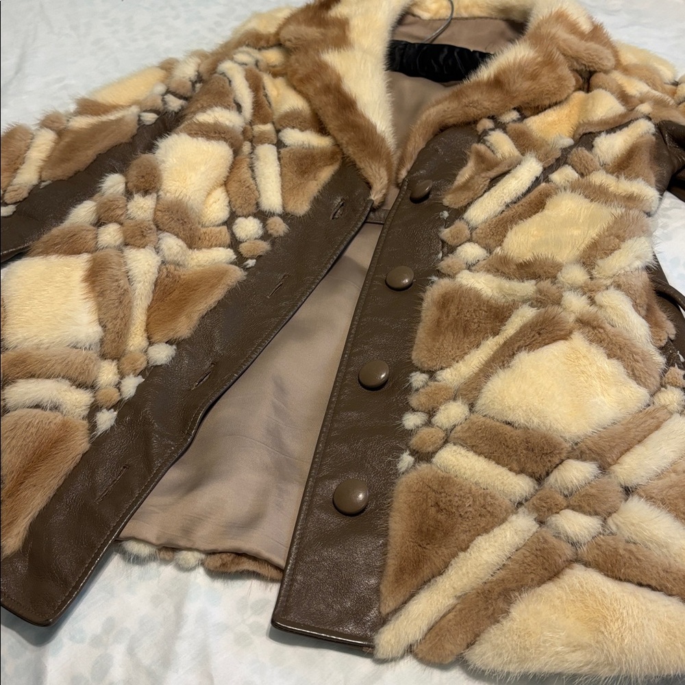 Cownie Vintage Genuine Mink Fur and Leather Coat - Small - includes custom bag - Picture 11 of 13